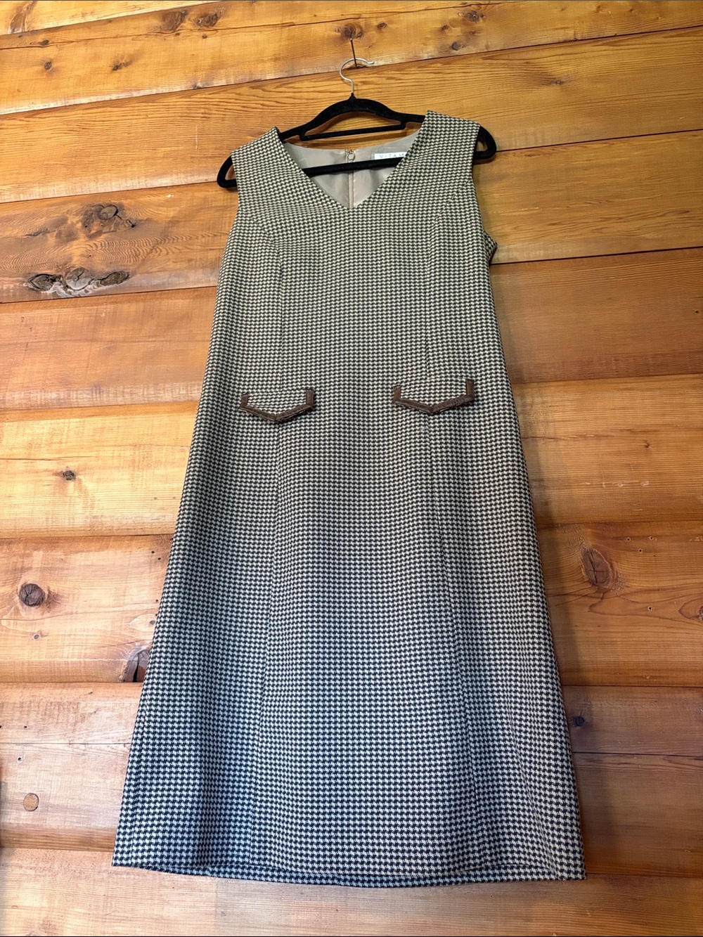 1960’s VITAMIN Houndstooth Shift Dress Sleeveless V-Neck Mini | Faux Pockets